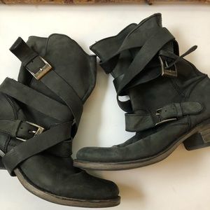 Steve Madden Black Combat Boots
